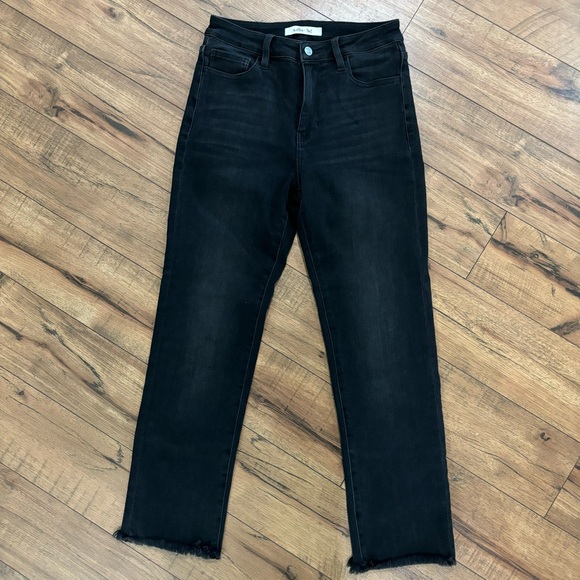 Buckle - Willow & Root -  The Mom Jean Straight Leg Raw Hem Black Size 26 - Picture 2 of 11